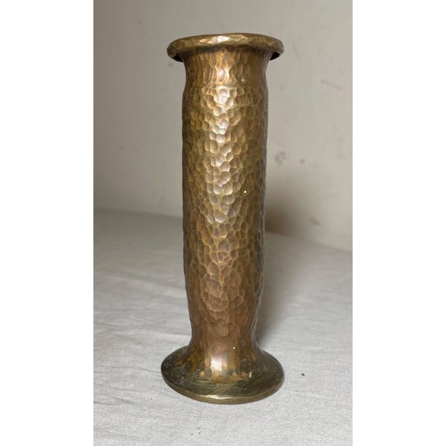 Very Heavy Antique Hand Hammered Copper Arts and Crafts Bud Spill Vase Sculpture For Sale In New York - Image 6 of 10