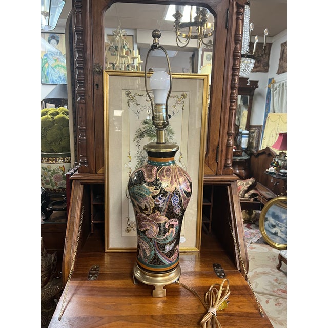Asian Vintage Paisley Porcelain Frederick Cooper Lamp For Sale - Image 3 of 9