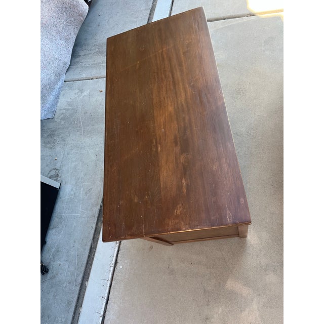 Vintage Federalist Style Chest of Drawers Dresser For Sale In Phoenix - Image 6 of 12