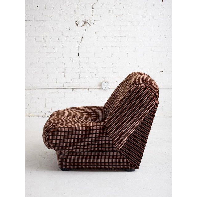 Textile Space Age Italian ‘Petal’ Form Lounge Chair in Velvet For Sale - Image 7 of 12