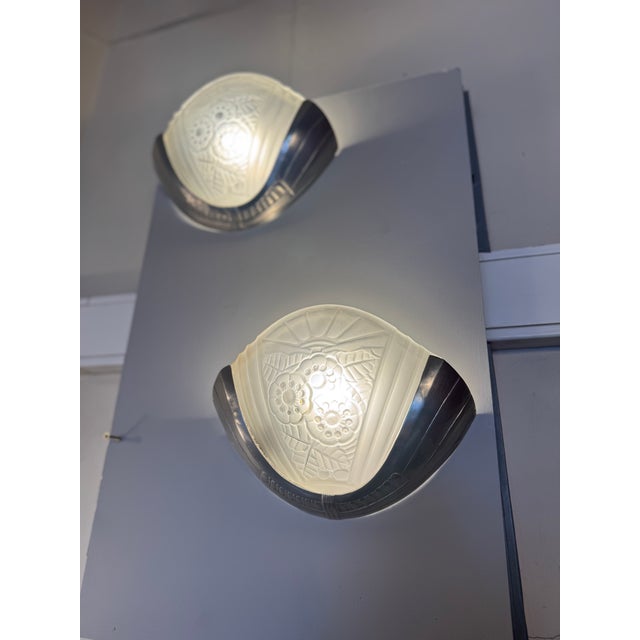 1920s Art Deco Nickel-Plated Bronze Wall Sconces from Viarme, France, 1930s, Set of 2 For Sale - Image 5 of 18