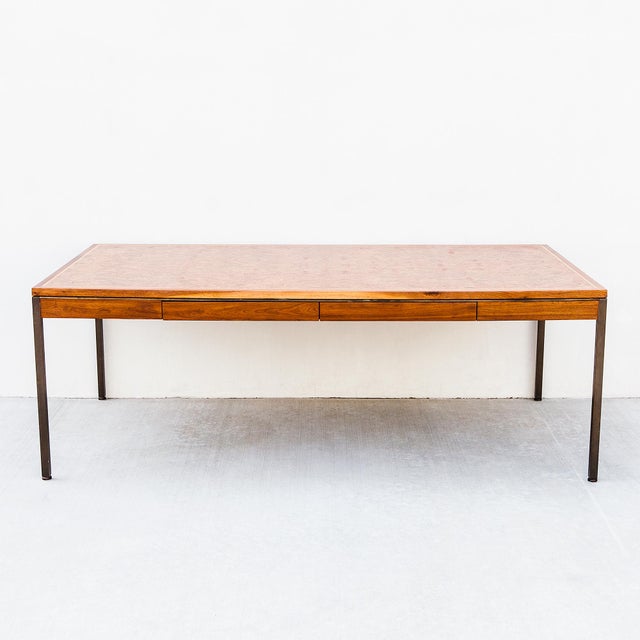 Florence Knoll Refinished 1970s Mid Century Modern Walnut & Burl Executive Desk by Hiebert For Sale - Image 4 of 15