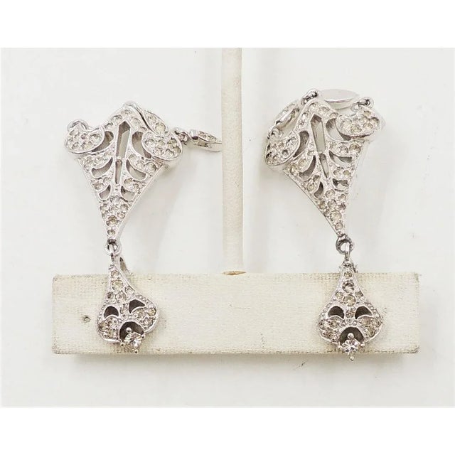 Vintage 1960s Signed Polcini Rhodium Plated Rhinestone Chandelier Clip Earrings - 2 Pieces For Sale In Philadelphia - Image 6 of 8