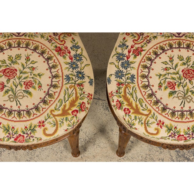 Set of Six 19th Century French Walnut Side Chairs, Louis XVI Style For Sale In New York - Image 6 of 18