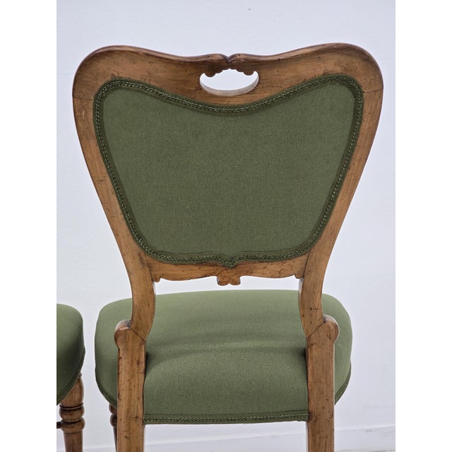 Antique Victorian Walnut Balloon Back Chairs with Pierced Crest Rails, 1890s, Set of 2 For Sale - Image 6 of 14