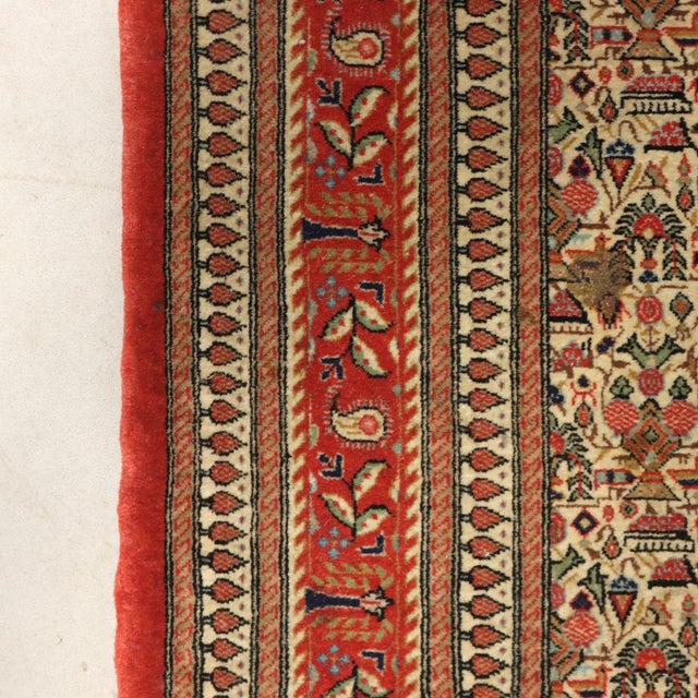 Middle Eastern Kum Rug in Wool For Sale - Image 6 of 8