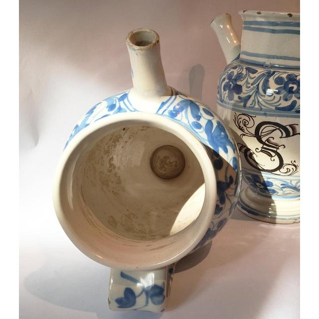 Ceramic White and Blue Ceramic Pharmacy Carafes, Italy, Mid-18th Century, Set of 2 For Sale - Image 7 of 18