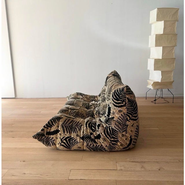 Michel Ducaroy 1980s Limited Edition 3-Seater Togo Sofa by Michel Ducaroy for Ligne Roset For Sale - Image 4 of 4