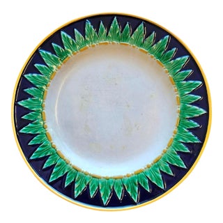 19th C. George Jones Majolica 9" Luncheon/Dessert Plate With Acanthus Border For Sale