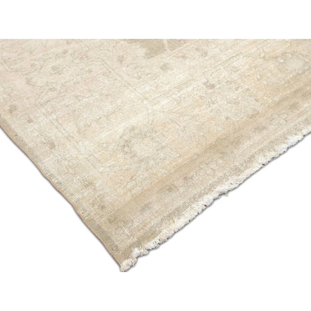 Transitional 1940s Persian Mahal Rug For Sale - Image 3 of 5