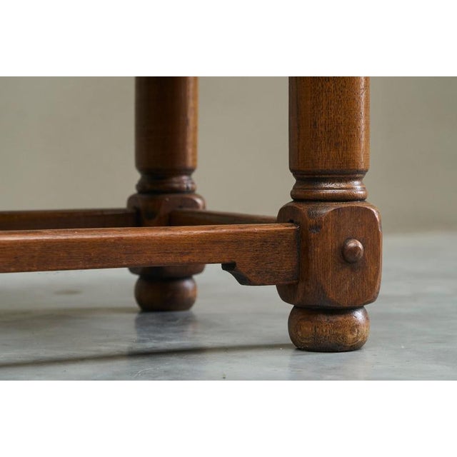 Brown Mid-Century Spanish Coffee Table in Oak and Patinated Leather, 1940s For Sale - Image 8 of 12