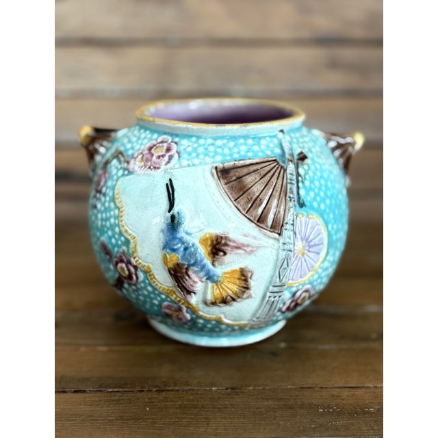 Traditional Victorian English Majolica Aesthetic Movement Bird & Fan Jardinière – Turquoise Plum Interior For Sale - Image 3 of 3