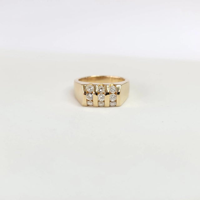 Contemporary Curved Nine Stone Mens Diamond Ring 1.00cttw 14k Yellow Gold, Size 7 For Sale - Image 3 of 5