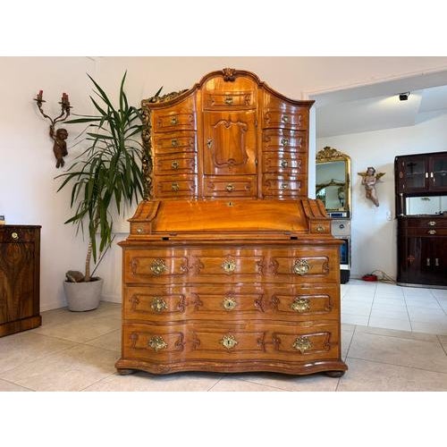 Baroque Display Cabinet in Pine For Sale - Image 3 of 18