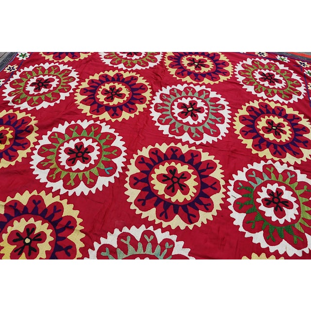 Vintage Hand Embroidered Suzani Wall Hanging, 1920s For Sale - Image 13 of 18