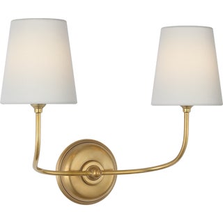 Thomas O'Brien for Visual Comfort Signature Vendome 16" Cordless Double Sconce in Hand-Rubbed Antique Brass with Linen Shades For Sale