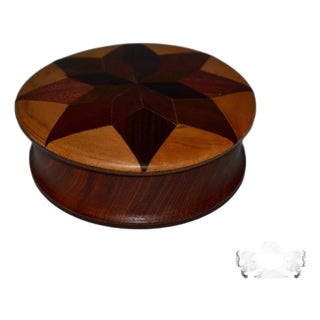 Vintage Star Inlay Round Wood Box For Sale