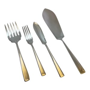 A Set of Fish Fish Eaters & Fish Servers, 26 Pieces, Leighton