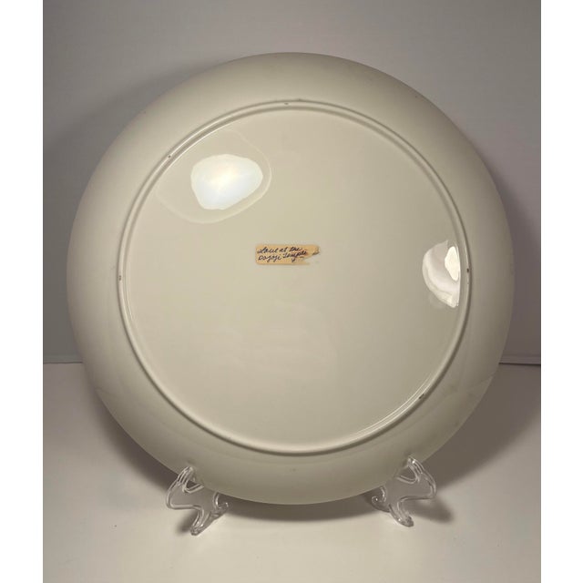 1978 Hand Painted Dojoji Temple Love Story Ceramic Plate by Rosalie 12.5”d For Sale In Los Angeles - Image 6 of 7