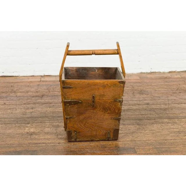 Asian 19th Century Antique Chinese Wood & Metal Grain Basket with Carrying Handle For Sale - Image 3 of 13