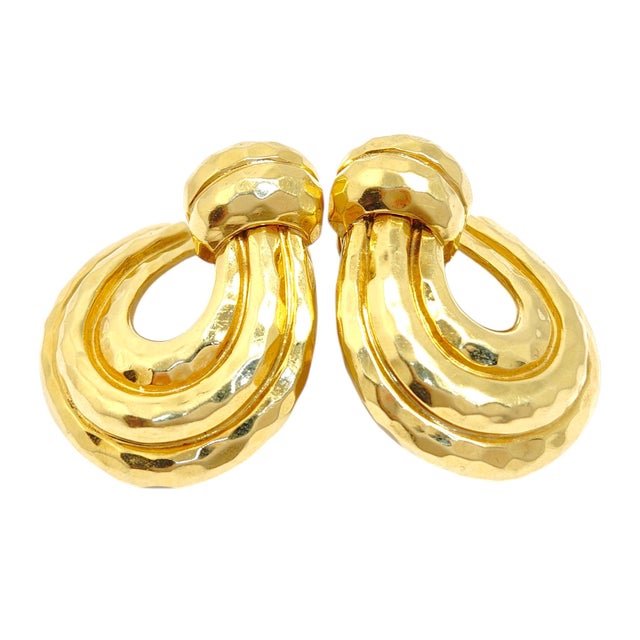 Late 20th Century Henry Dunay New York 18k Gold Faceted Hoops Earrings, A Pair For Sale - Image 4 of 9