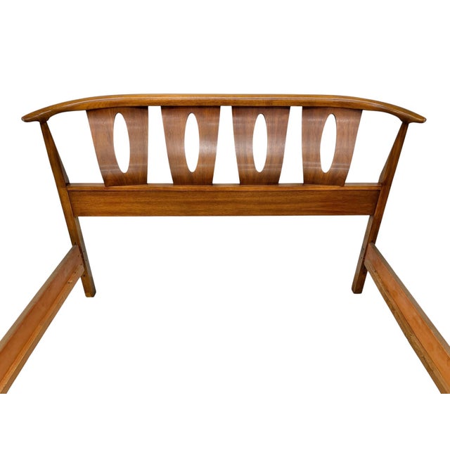 Kent Coffey Mid-Century Modern Kent Coffey Full Size Walnut Bed For Sale - Image 4 of 5