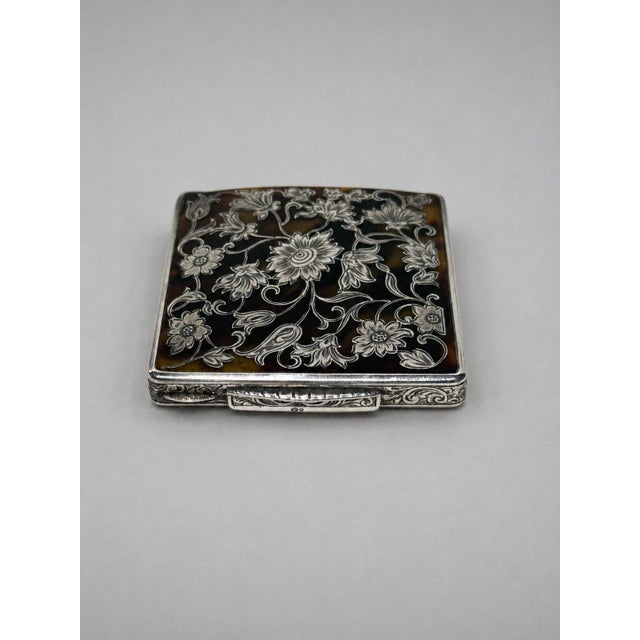 Art Nouveau 1900s Swedish Sterling Silver and Faux Tortoiseshell Floral Compact For Sale - Image 3 of 11