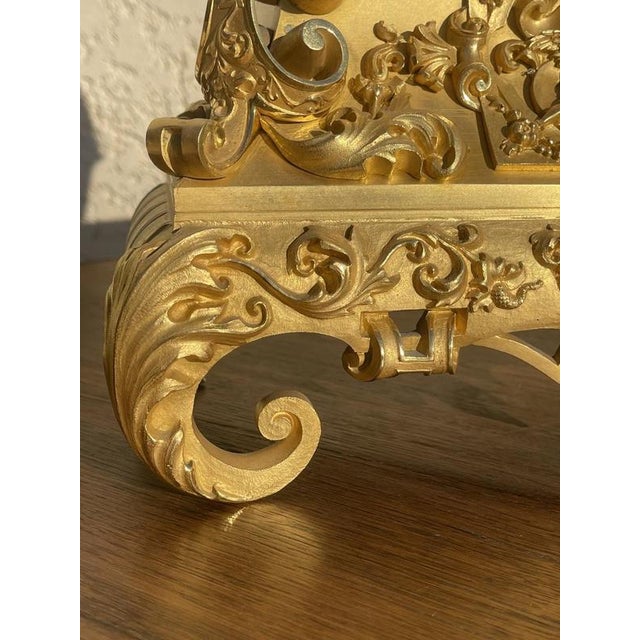 Clock in Gilt Bronze For Sale - Image 10 of 13