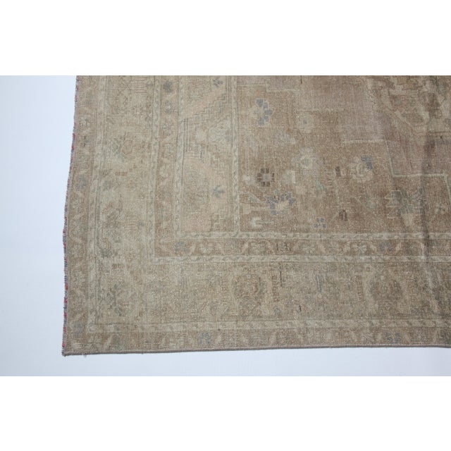 Vintage Turkish Oushak Rug – Faded Floral Medallion in Soft Neutrals - 5' X 8' 7'' For Sale - Image 4 of 12