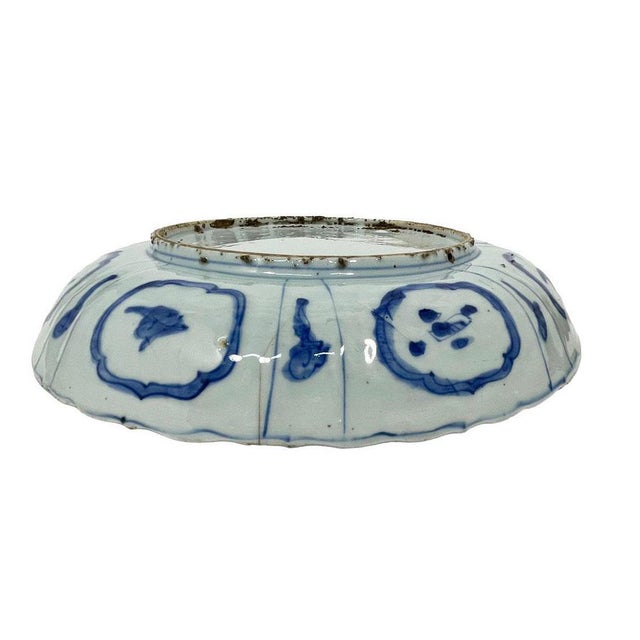 Large 17th Century Blue and White Porcelain Kraak Charger For Sale - Image 4 of 12