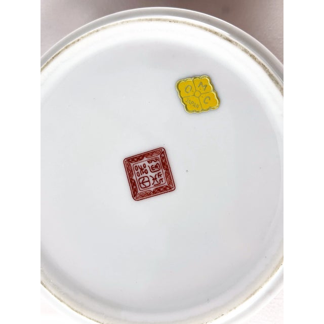 Vintage Chinoiserie Japanese Porcelain Stacking Box For Sale - Image 11 of 12