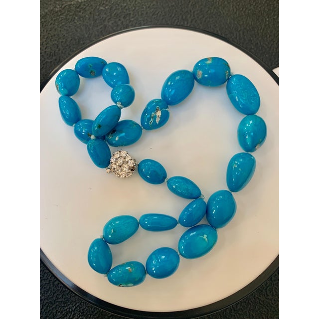 Contemporary 340 Carat Natural Sleeping Beauty Turquoise Necklace Single-Strand 14 Karat Gold For Sale - Image 3 of 18
