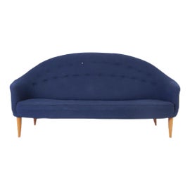 Example of Blue Mid-Century Modern Seating