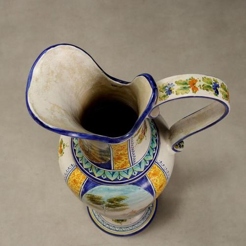 Large Majolica Amphora from Deruta Manufacture For Sale - Image 10 of 13