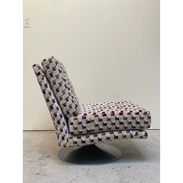 Milo Baughman for Thayer Coggin Pair of Armless Swivel Lounge Chairs Attributed to Milo Baughman for Thayer Coggin For Sale - Image 4 of 9