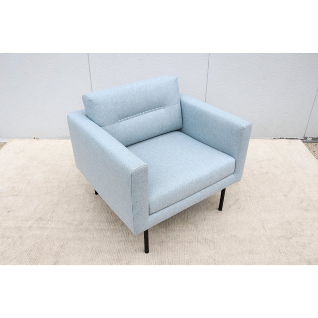 Mid-Century Modern Contemporary Andreu World and Gensler Design Element Lounge Chair For Sale - Image 3 of 18