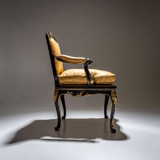 Wood Set of Baroque Armchairs, Mid-18th Century For Sale - Image 7 of 16