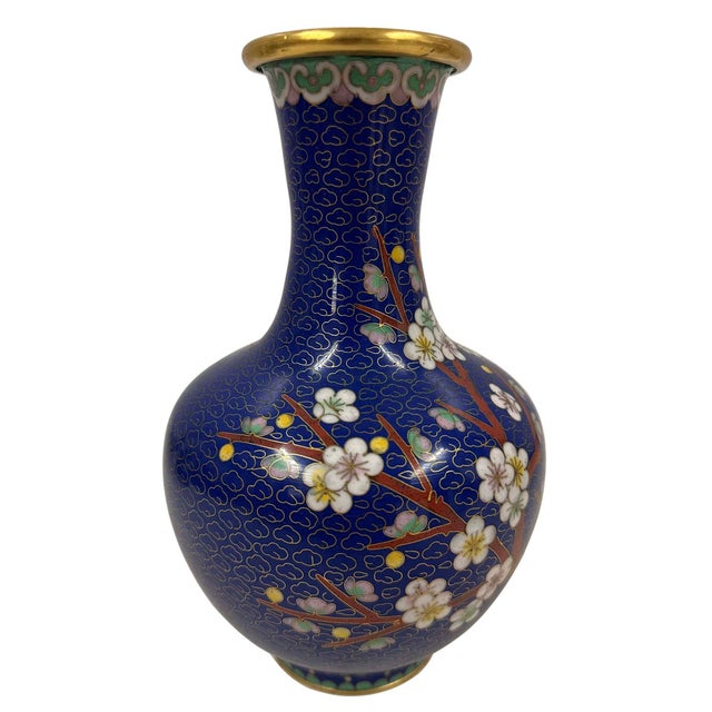 Blue Mid-20th Century Hand-Crafted Antique Chinese Cloisonne Vase For Sale - Image 8 of 12