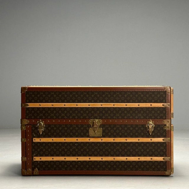 1990s 1990s Louis Vuitton, Steamer Trunk, Monogram Canvas, Leather For Sale - Image 5 of 12