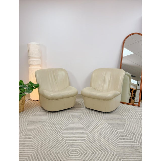 Mid-Century Modern Vintage Cream Leather MCM Postmodern Swivel Glider Chair Pair 28" Wide For Sale - Image 3 of 15