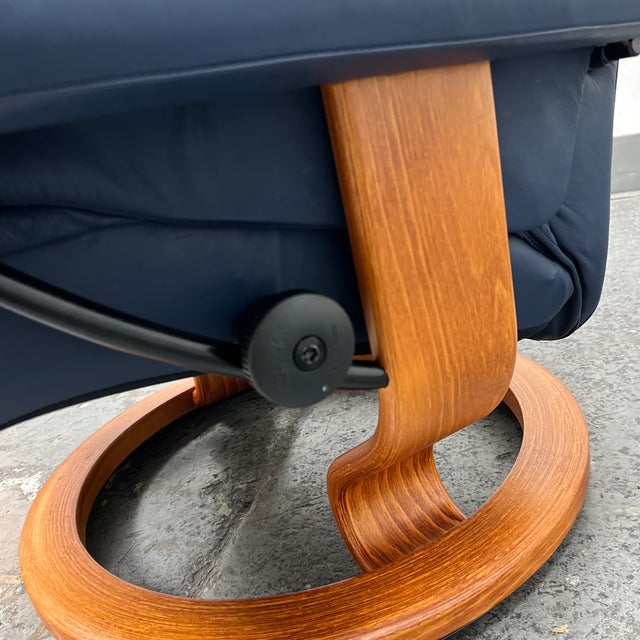 Vintage Ekornes Swivel Stressless Navy Blue Recliner Chairish