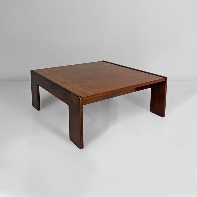 Good condition; light signs of wear on the wood This piece is attributed to the mentioned designer/maker. It has no...