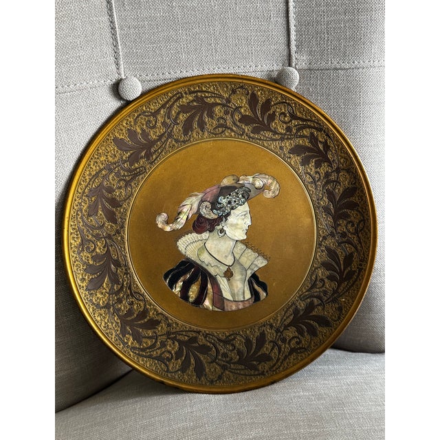 Kayser Sohn, Renaissance Figures – Pair of Decorative Inlaid Mother of Pearl and Tortoiseshell Corviniello Chargers 11 3/8", Dated 1884 For Sale - Image 11 of 17