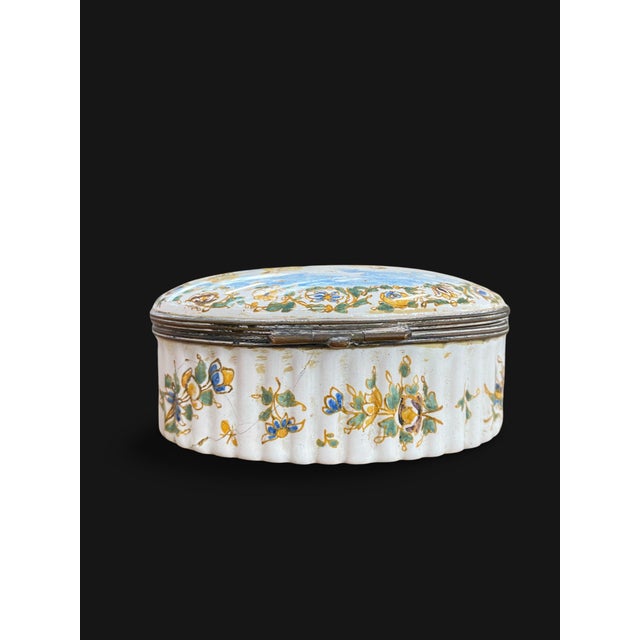 Antique French Moustiers Faience Jewelry Box, 1700s For Sale - Image 3 of 14