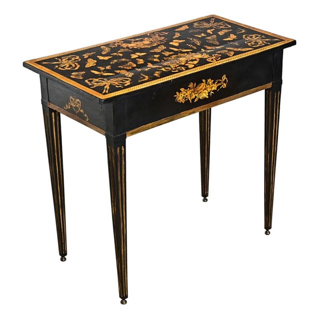 Early 20th Century English Painted Vintage Table with Découpage For Sale