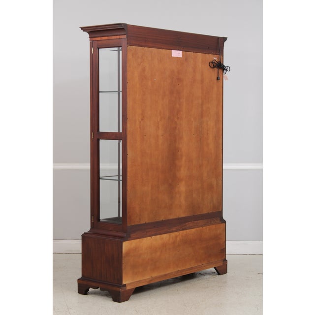 Henkel Harris Model 2303 Double Door Mahogany Display Cabinet For Sale - Image 15 of 18