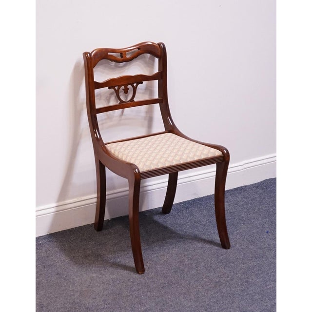 Duncan Phyfe Vintage Antique Solid Mahogany Traditional Duncan Phyfe Dining Side Chair For Sale - Image 4 of 10