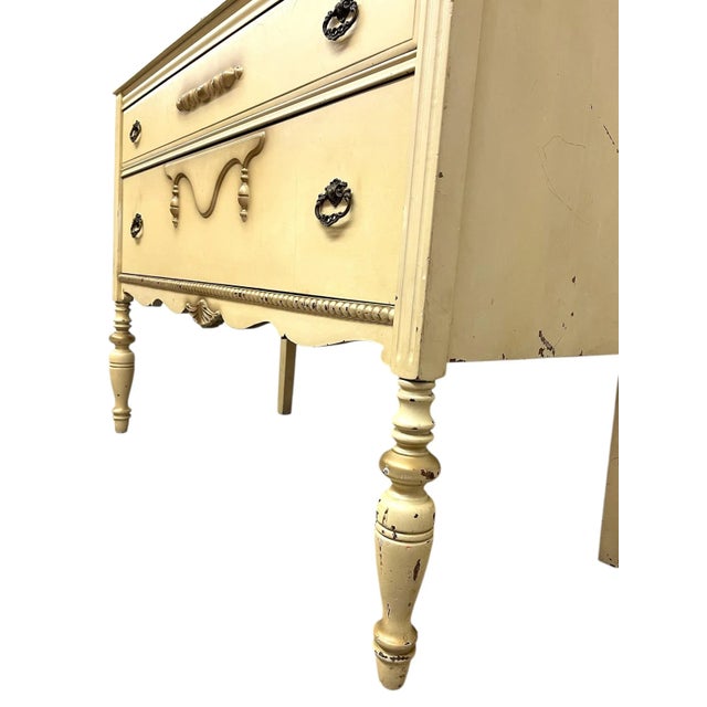 Late 20th Century French Provincial Style Painted Dresser With Turned Legs and Ornate Pulls For Sale - Image 4 of 10