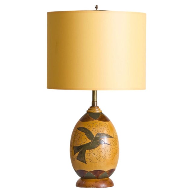 1940s French Art Deco Bird Motif Inlaid Wood Table Lamp For Sale