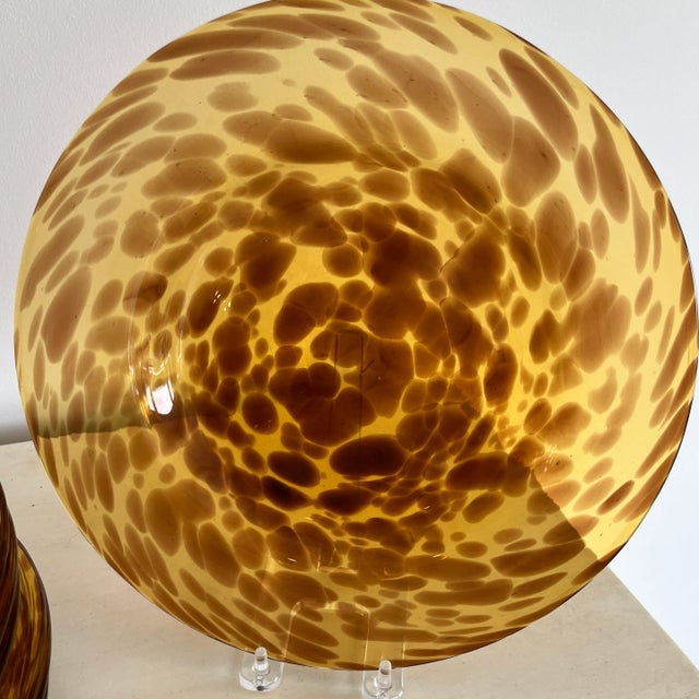 Rustic European 1980s Tortoise Shell Motif/Leopard Hand Blown Glass Plate For Sale - Image 3 of 11